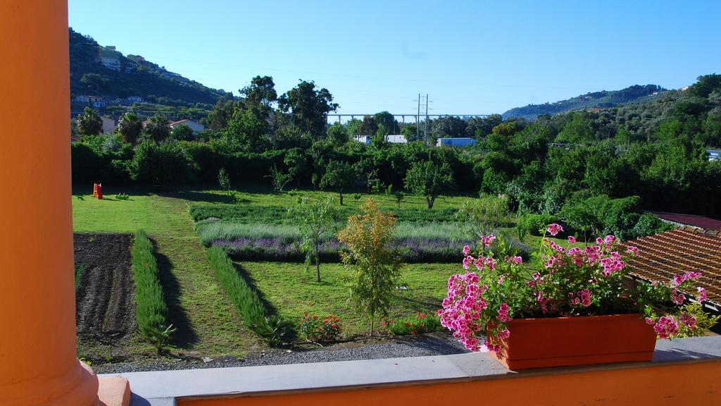 Agriturismo Coppi Rossi Torrazza  Екстериор снимка